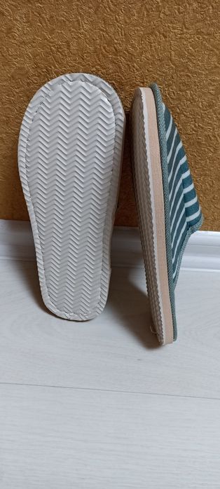 Тапочки женские 38-39