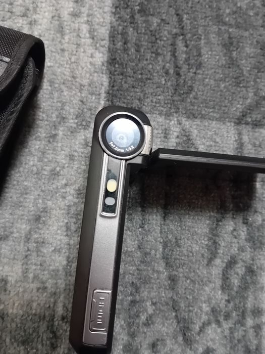 HD-відеокамера Medion MD 85806.