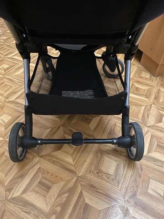 Прогулочна коляска Chicco