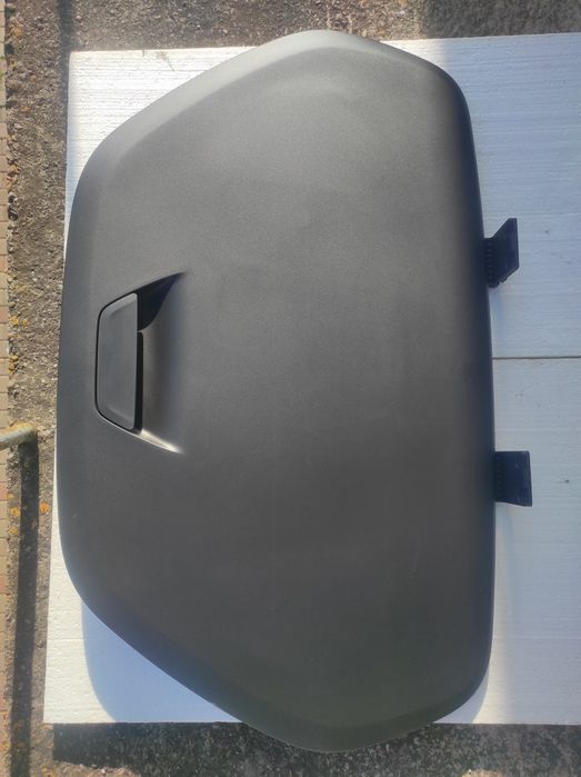 Кришка багажника, кофр, ванна, бардачок Volvo C40 ХС40 Recharge