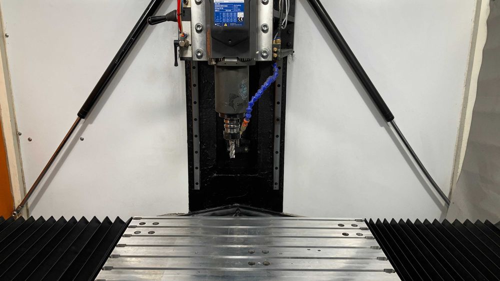 Centro de Maquinação Novo CNC metais 900x600x500 Spindle Hiteco 9.5 Kw