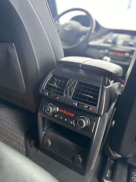 Bmw x5 e70 3.0 идеал