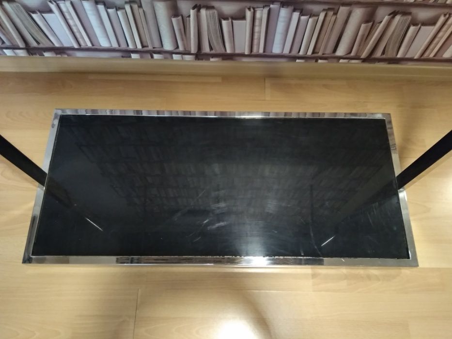 Regał z półką na odzież do sklepu lub garderoby