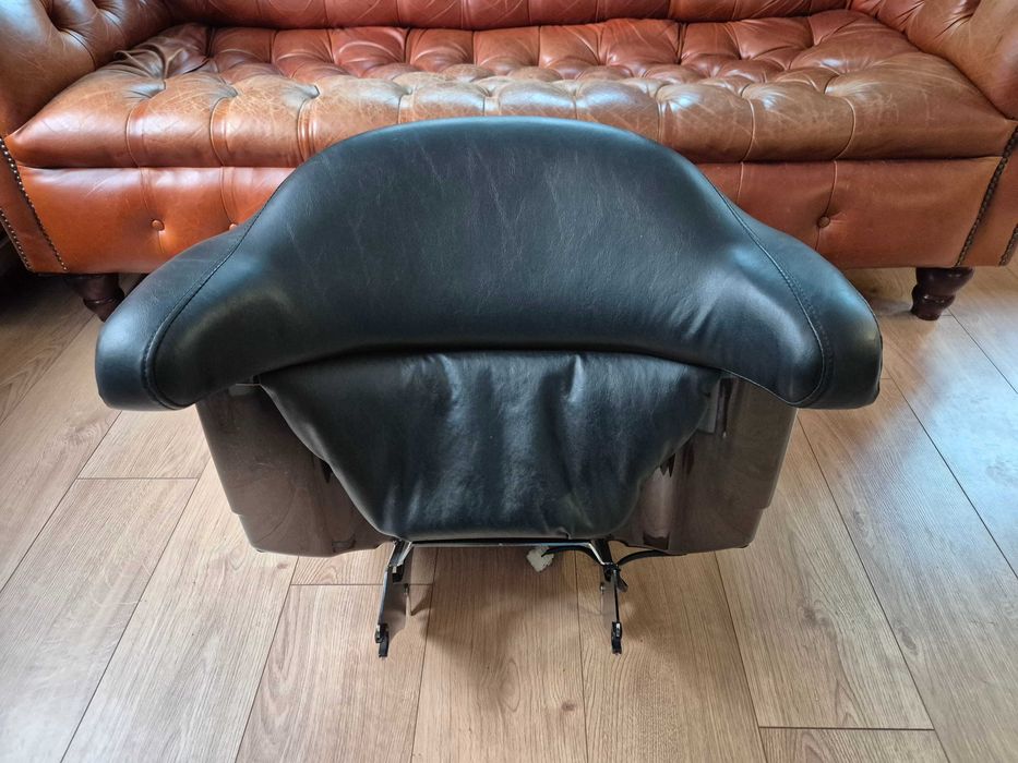 Harley Davidson Tour pak top case Electra Street Road Glide