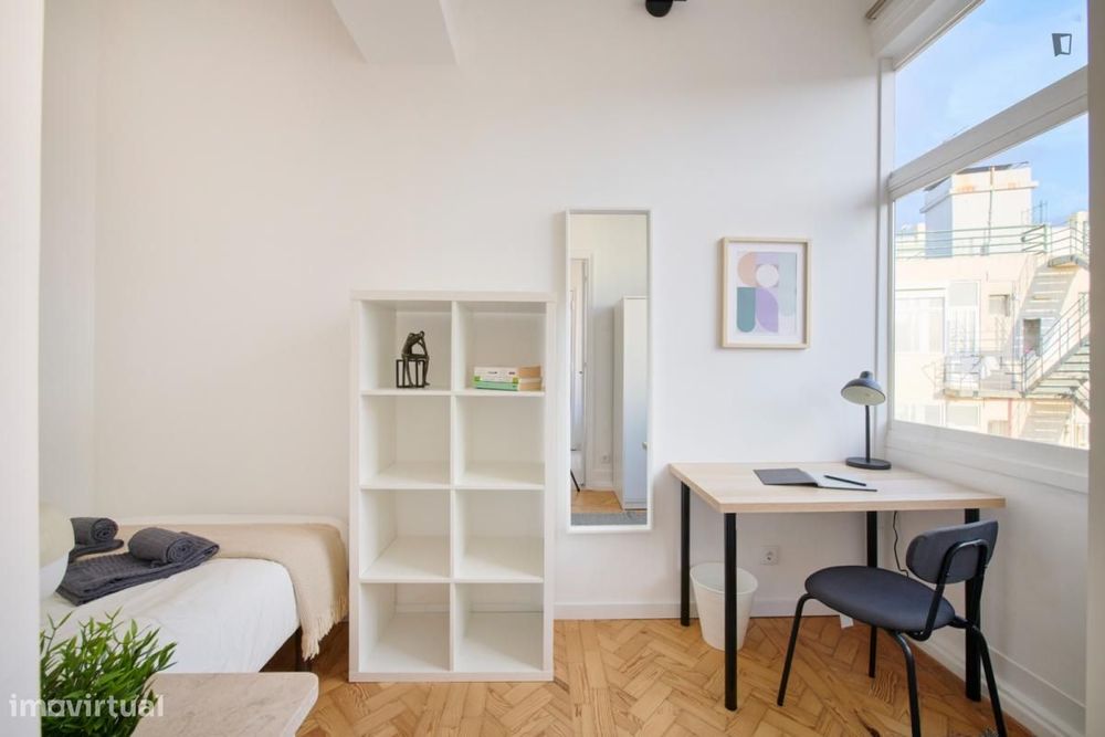 Quarto - localizado em Entrecampos Lisbon