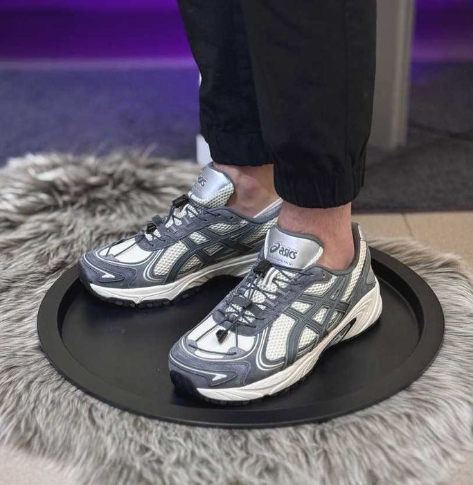 Мужские кроссовки Асикс серые замшевые сеточка Asics