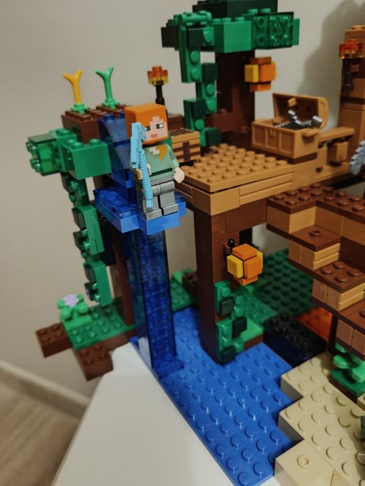 Klocki LEGO Minecraft 21125 Dom na drzewie kompletne