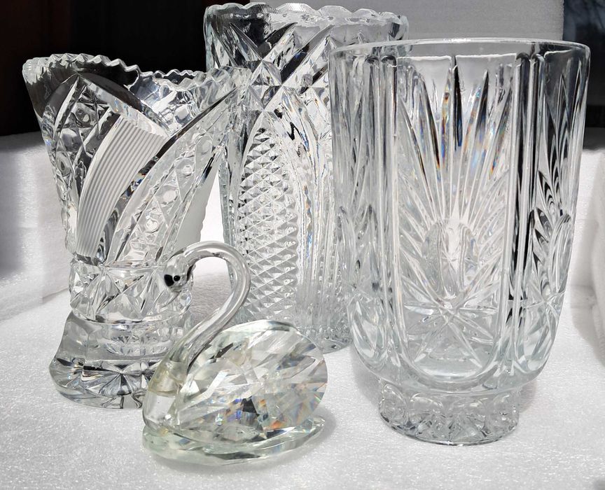 Продам хрустальные вазы