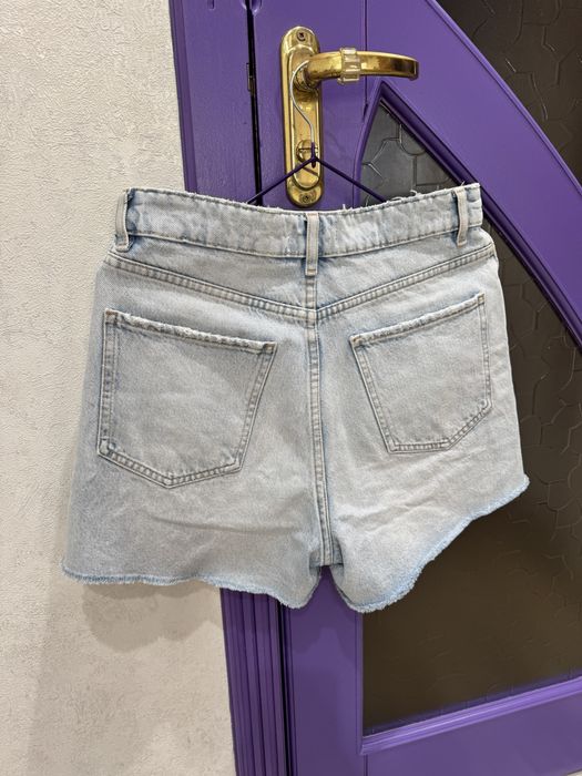 Джинсові шорти жіночі Zara 38 р M