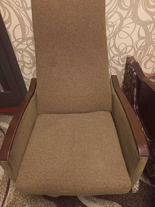 Продам два крісла