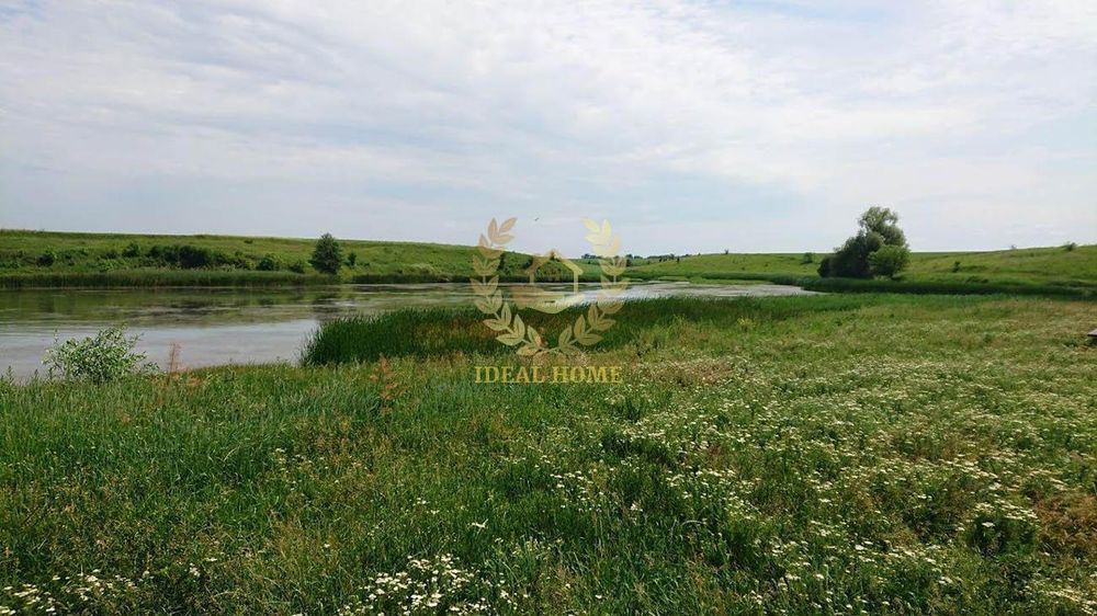 Продаж будинка з ділянкою під забудову в с. Кодаки, в 40 км від Києва