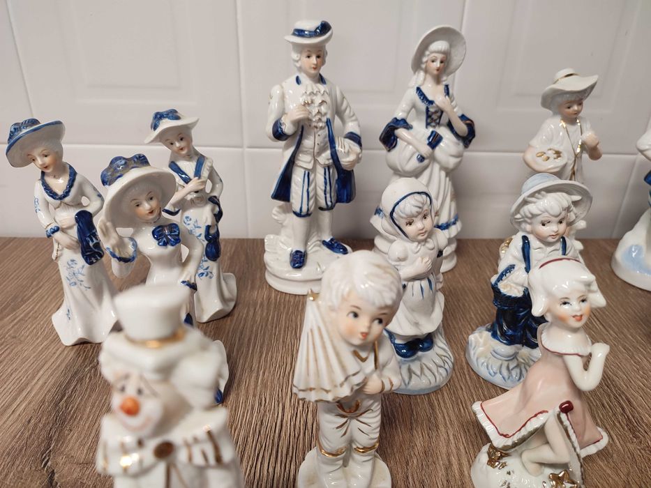 Estatuetas decorativas em loiça * 3 € / cada