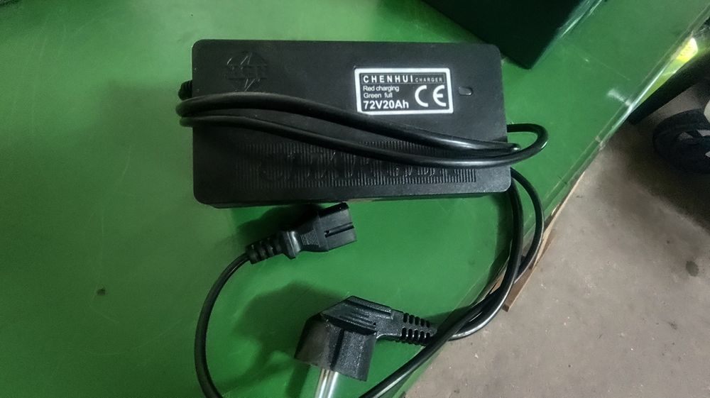 Carregador 72v 20ah para scooter elétrica