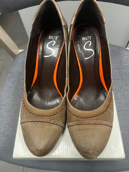 Czółenka S-But skórzane