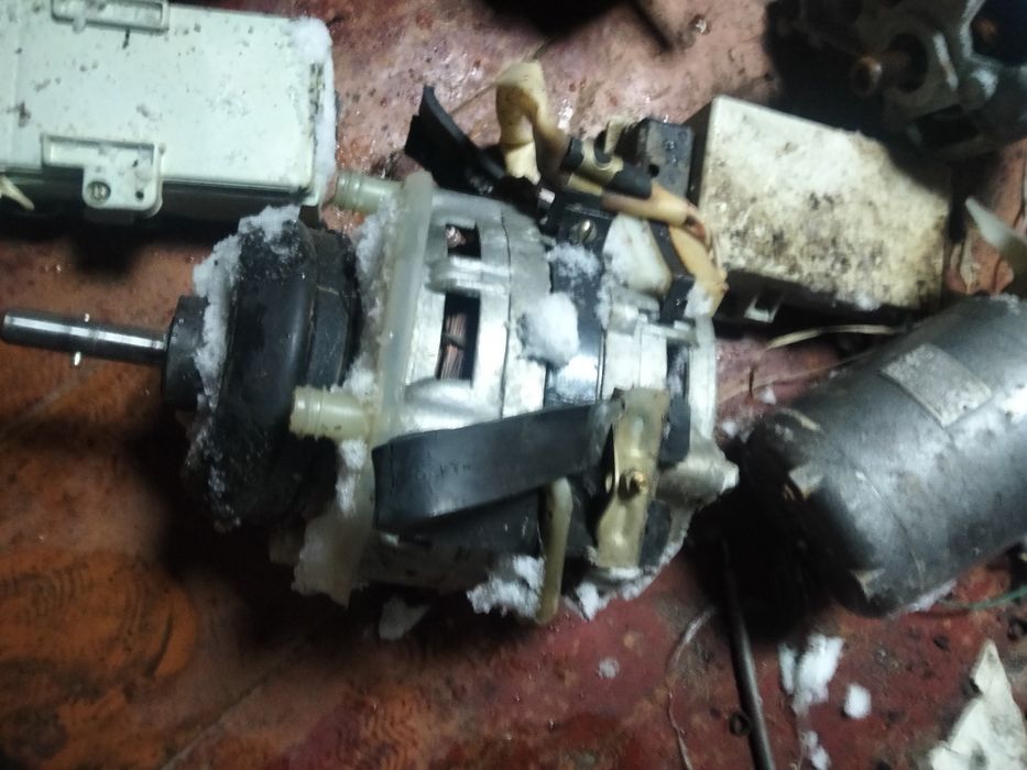 Электродвигатели разные