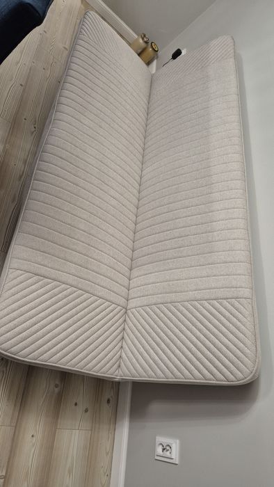 Rozkładana sofa dwuosobowa bez podłokietników