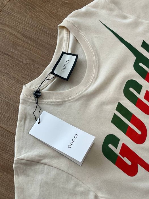 Футболка Gucci світла