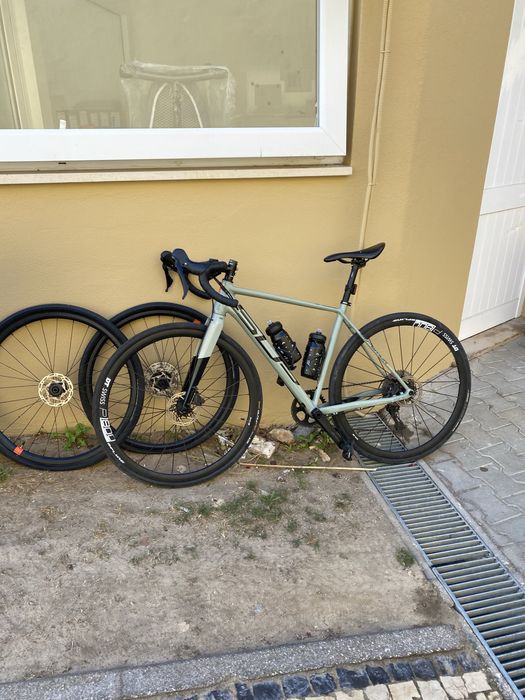 Bicicleta de Gravel Superior X-Road Elite