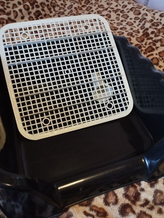 Горшок туалет для кота или маленькой собачки