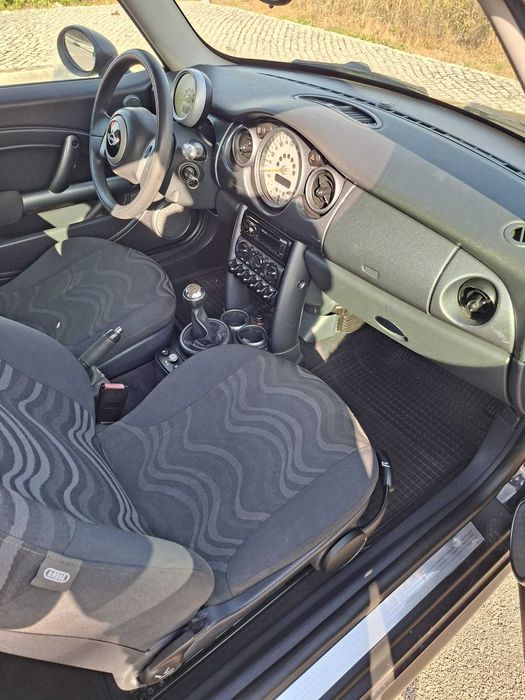 MINI ONE de 2003520301084369244165