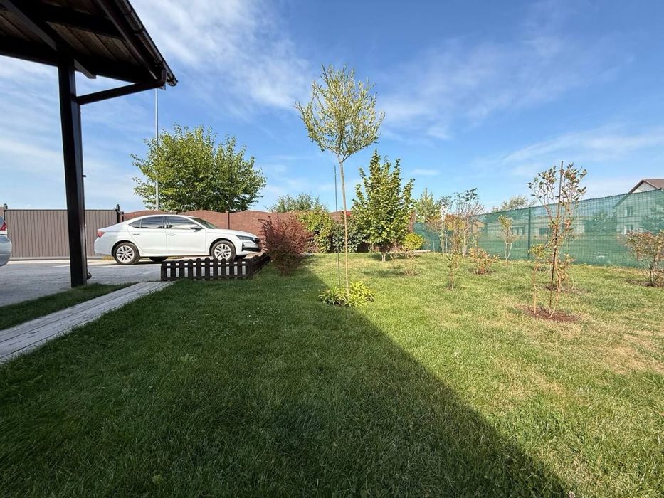 Затишний будинок для родини у Березівці.