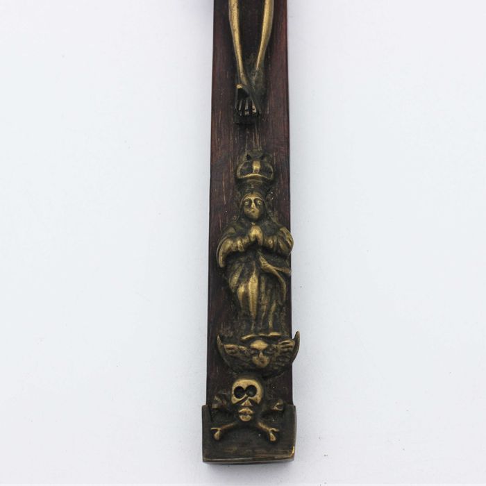 Antiquíssimo Crucifixo em Pau-Santo e Bronze