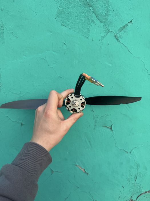 Безколекторний мотор 540KV + пропелер