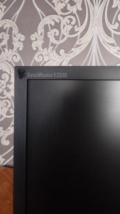 Монітор Samsung SyncMaster E2220 21,5"