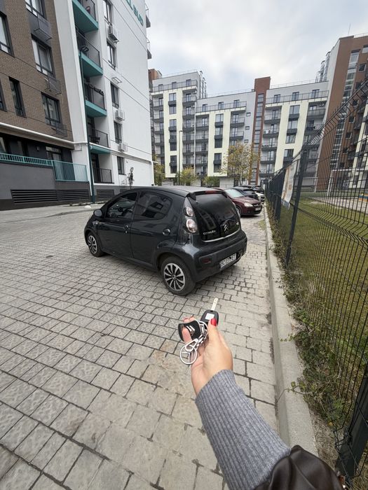 автомобіль Citroen C1