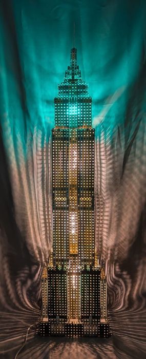 Candieiro escultura Meccano-Modelo Empire State Building