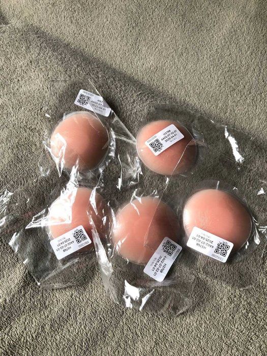 Наклейки на груди силіконові багаторазові