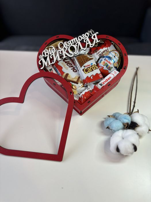 Букет из шаров, конфет. подарок,подарочный набор День Влюбленных, 14