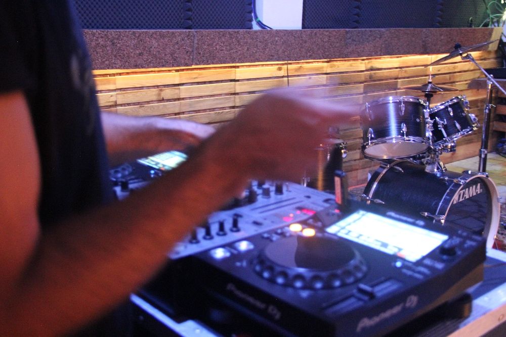 Estúdio / Sala de Ensaio / Salas de Captação / Estúdio de Fotografia