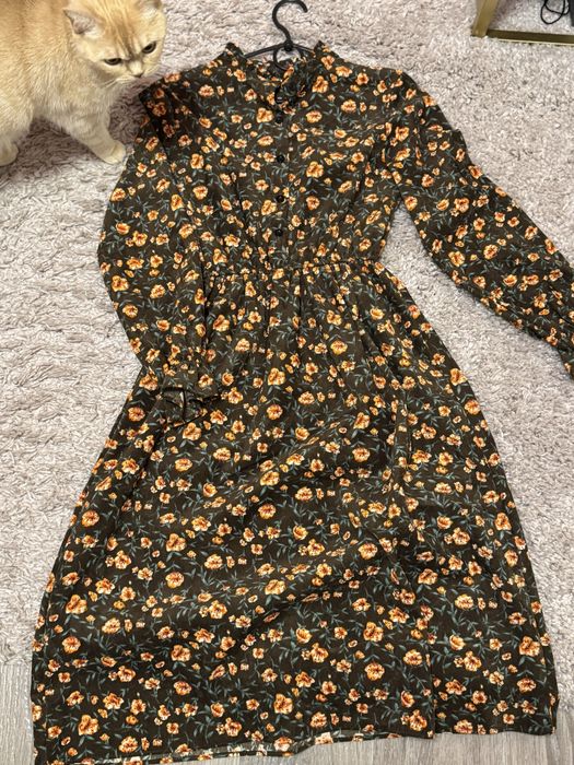 Продам платье вильветовое