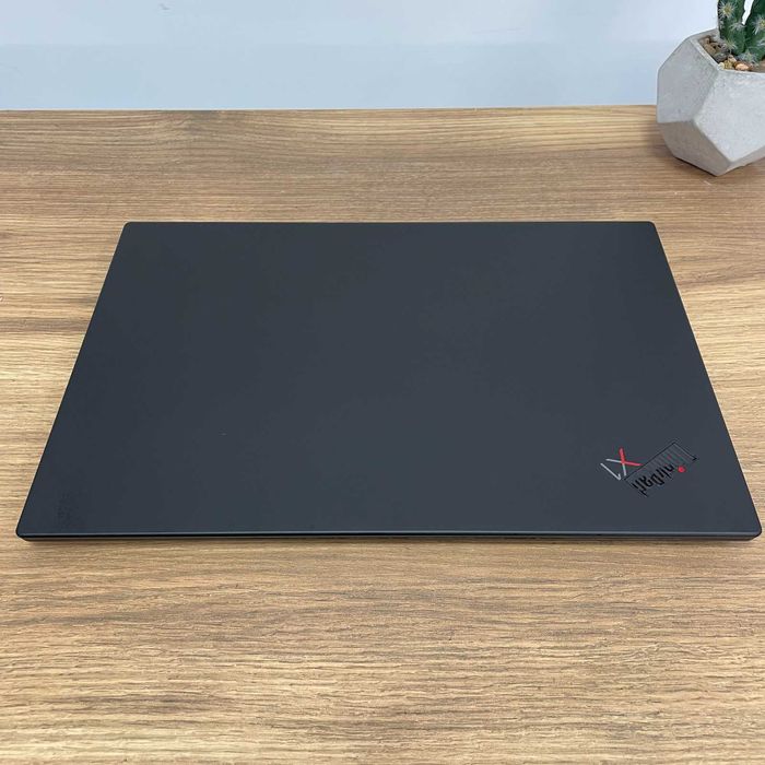 Lenovo ThinkPad X1 Carbon G8 14"FHD i7-10610U 16GB RAM 256GB Klasa A