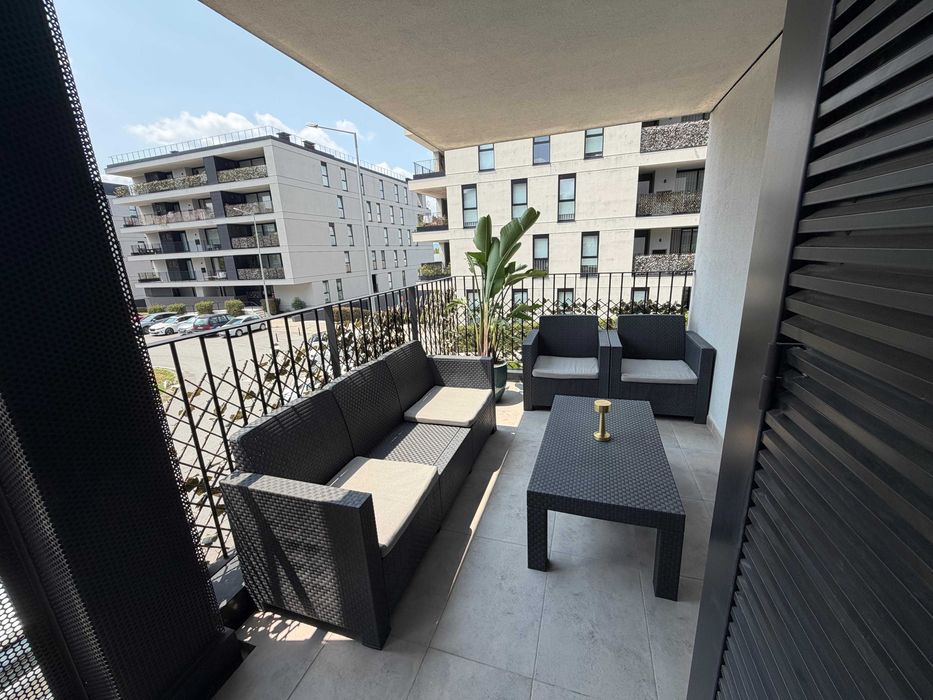 Mesa e Sofas de Jardim