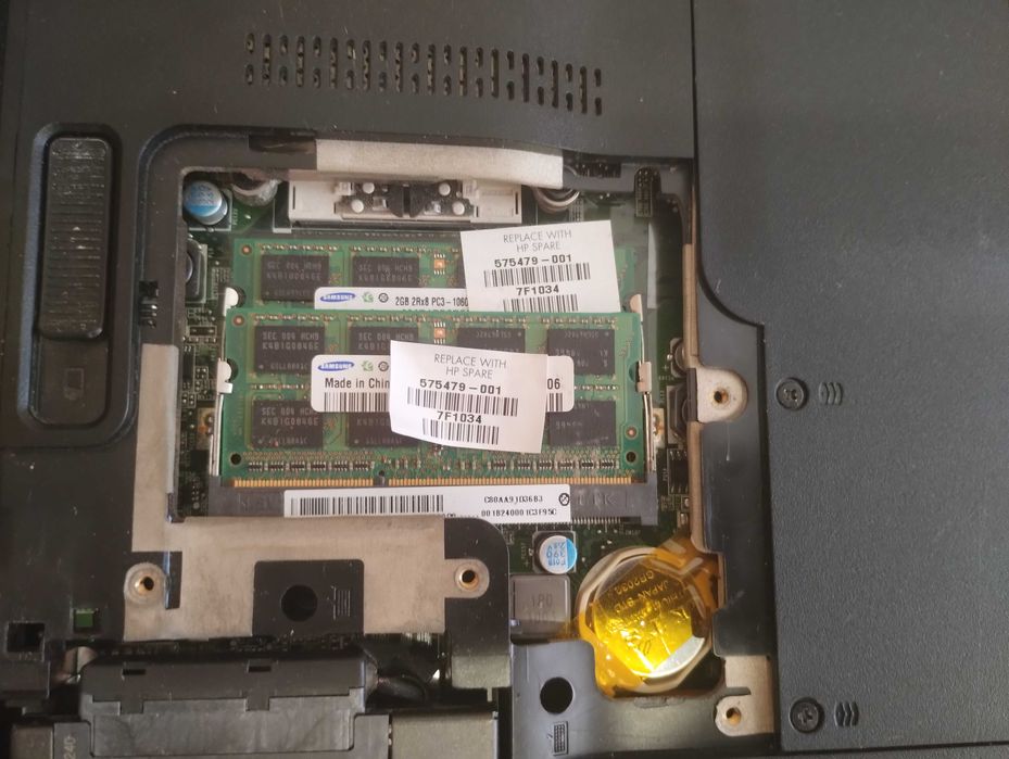 Модуль пам'яті SODIMM Samsung 2GB 2Rx8 PC3-10600S DDR3 1333Mhz-2 шт