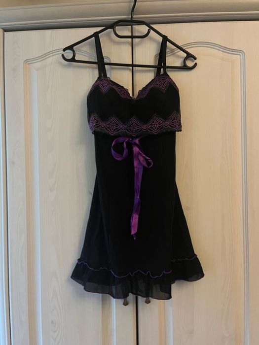 Koszulka halka czarna seksowna zbiustonoszem Ligian 34/36 XS/S jaknowa