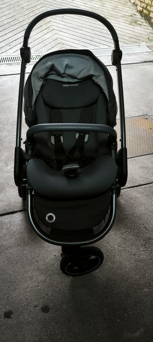Carro de bebé usado