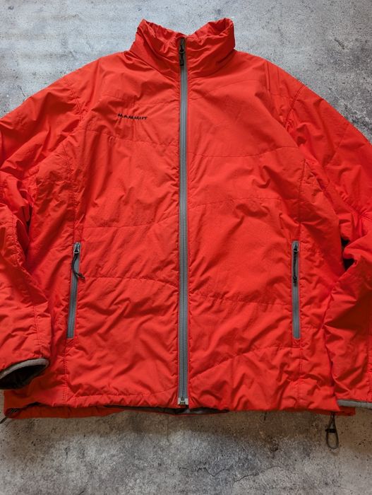 Мікропуховик .  Mammut/мамут