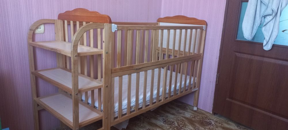 Дитяче ліжко б/У