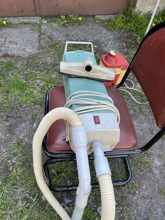 Odkurzacz z czasów PRLu