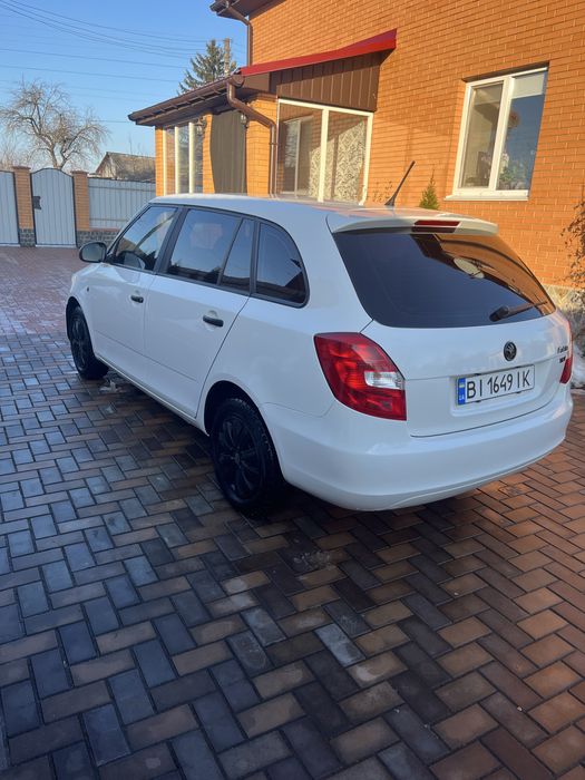 Шкода Фабія 2  гарний стан