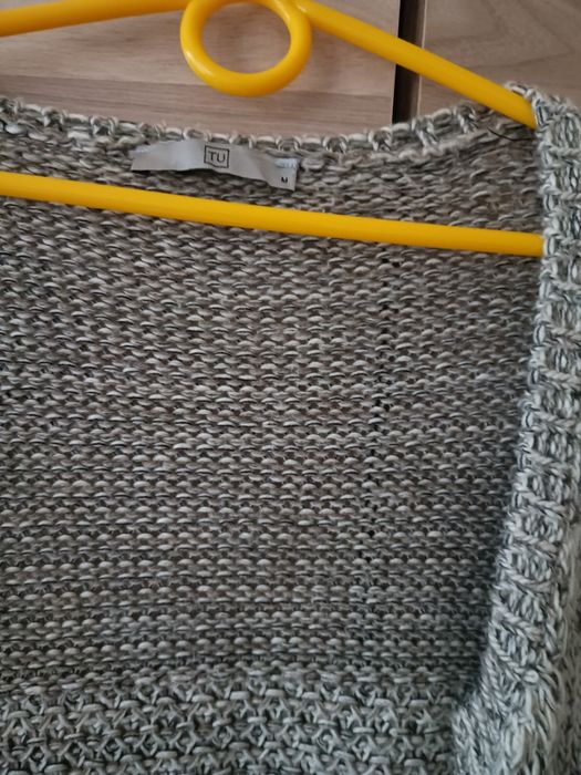 Sweter długi do kolan narzuta