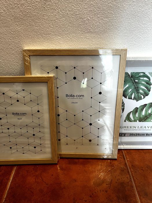 Quadros Bolia e outro