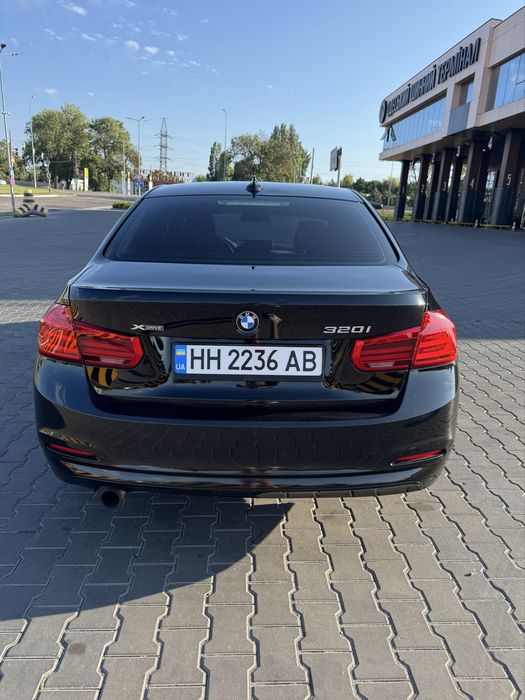 BMW 3 Series 2015 VIN WBA8E5G58GNT41644 фото оголошення 2 з 8