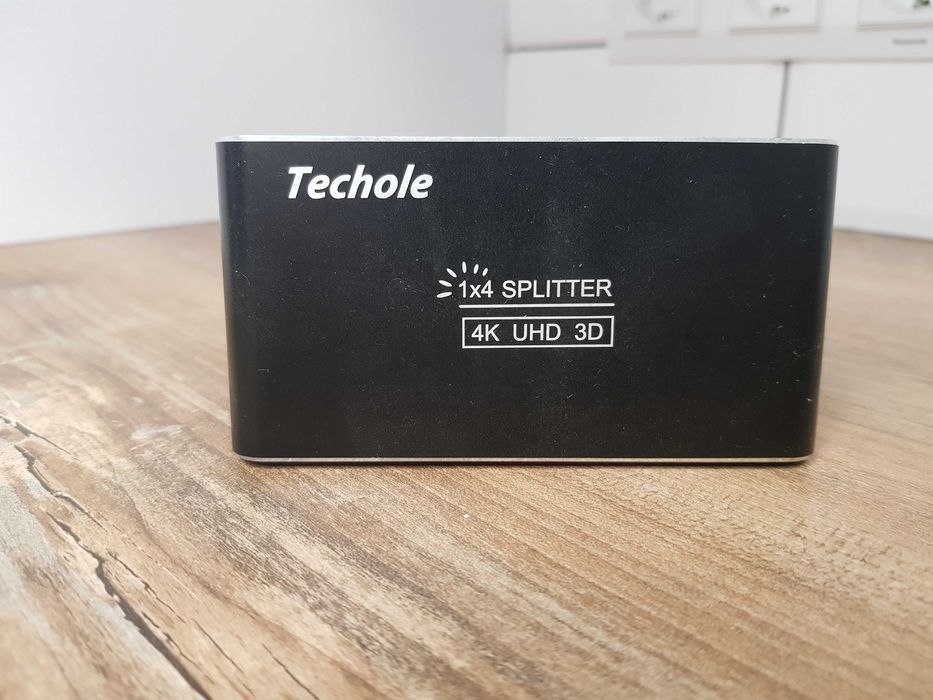 Techole hs104-bk Splitter спліттер, розгалужувач, комутатор 3D