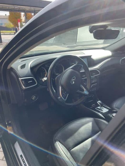 Продам авто Infiniti QX 30,2016 рік,обмін на нерухомість,квартиру,авто