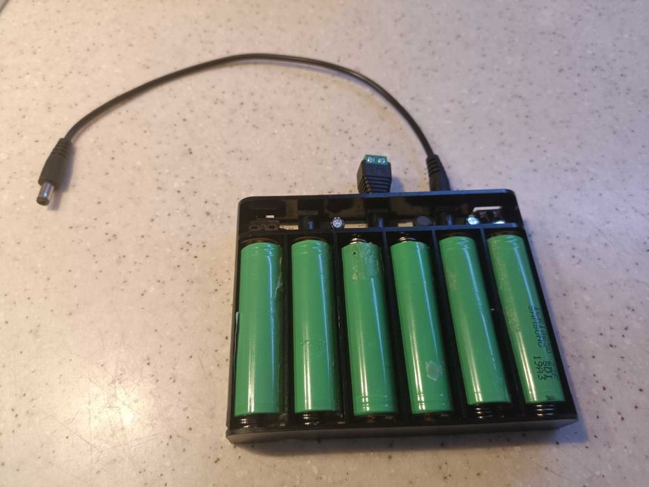 Блок бесперебойного питания для роутера,видеокамер и др устройств