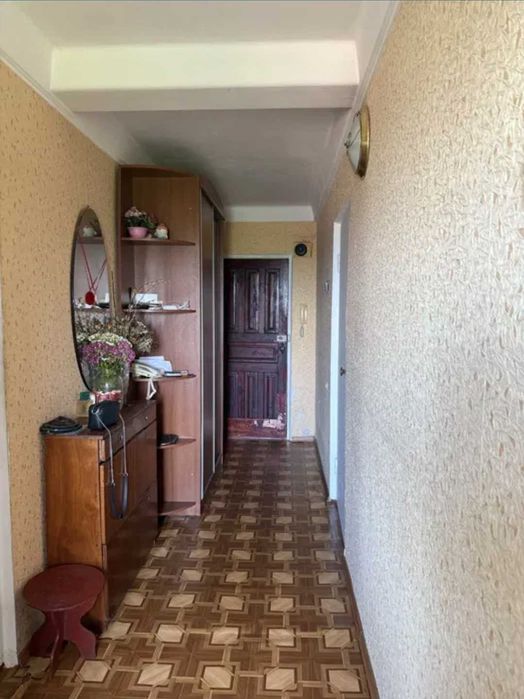 ПРОДАЖ центр Боярки двохкімнатна вулиця Білогородська 144